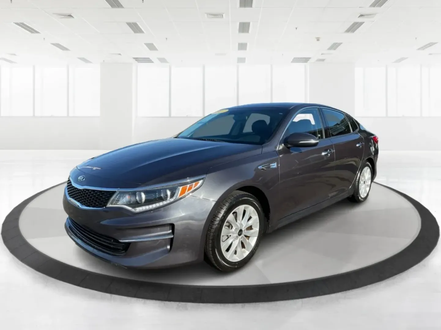 2017 Kia Optima EX (5XXGU4L34HG) with an Theta II 2.4L I-4 gasoline direct injection engine, located at 8750 N County Rd 25A, Piqua, OH, 45356, (937) 908-9800, 40.164391, -84.232513 - **Discover Your Perfect Drive: 2017 Kia Optima EX at Advantage Car and Credit - Piqua**<br /> <br /> Are you looking for a reliable sedan that promises comfort, style, and exceptional fuel efficiency? The 2017 Kia Optima EX is your ideal companion for daily commutes, weekend adventures, or family ou - Photo#8