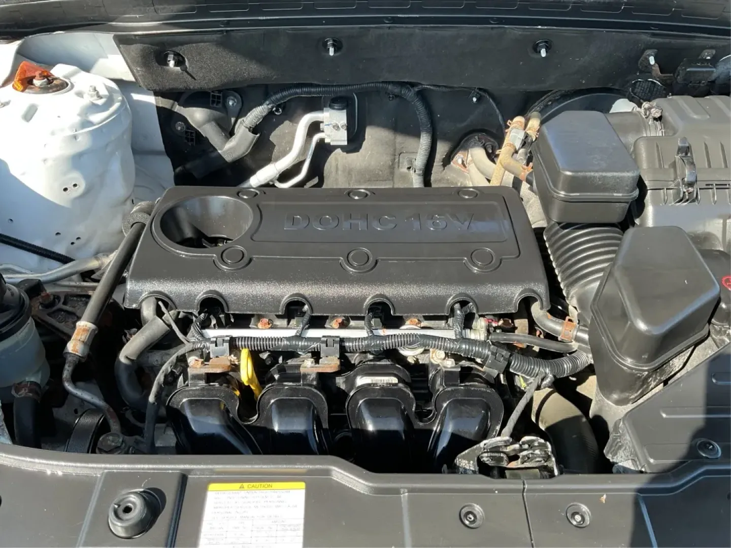 2013 Kia Sorento LX (5XYKT3A14DG) with an 2.4L I-4 DOHC engine, located at 8750 N County Rd 25A, Piqua, OH, 45356, (937) 908-9800, 40.164391, -84.232513 - Experience the perfect blend of comfort and efficiency with the 2013 Kia Sorento LX, an SUV tailored for families, adventurers, and everyday commuters alike. Whether you're navigating Piqua's bustling streets or planning a road trip to the nearby Dayton Art Institute, this versatile vehicle seamless - Photo#10