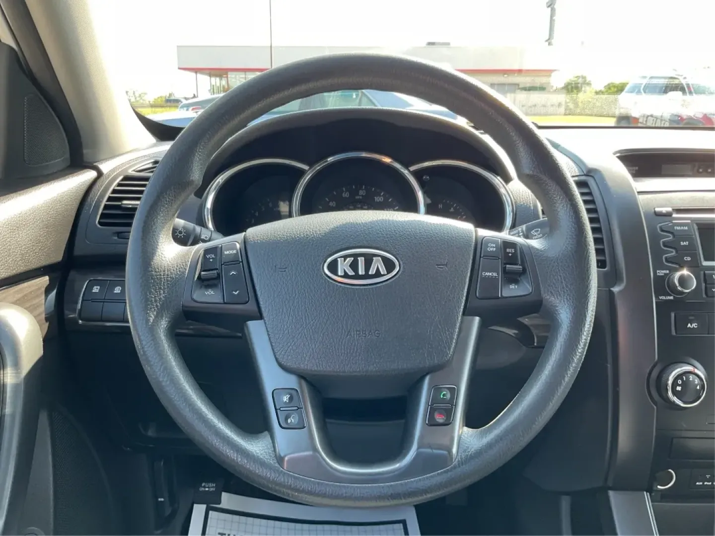 2013 Kia Sorento LX (5XYKT3A14DG) with an 2.4L I-4 DOHC engine, located at 8750 N County Rd 25A, Piqua, OH, 45356, (937) 908-9800, 40.164391, -84.232513 - Experience the perfect blend of comfort and efficiency with the 2013 Kia Sorento LX, an SUV tailored for families, adventurers, and everyday commuters alike. Whether you're navigating Piqua's bustling streets or planning a road trip to the nearby Dayton Art Institute, this versatile vehicle seamless - Photo#15