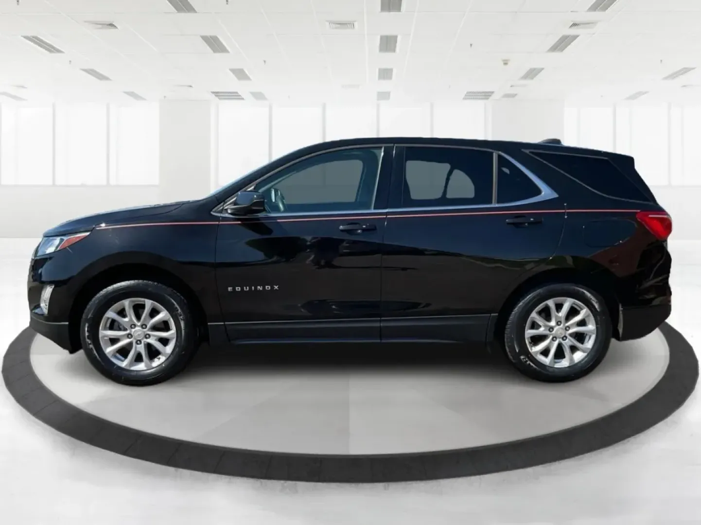 2018 Chevrolet Equinox LT (2GNAXSEV7J6) with an 1.5L I-4 gasoline direct injection engine, located at 1099 N County Rd 25A, Troy, OH, 45373, (937) 908-9800, 40.057079, -84.212883 - Are you searching for a versatile vehicle that effortlessly combines style, comfort, and practicality? Look no further! At Advantage Car and Credit - Troy, located at 1099 N County Rd 25A, Troy, OH 45373, we are excited to present a fantastic opportunity to own a 2018 Chevrolet Equinox LT, perfect f - Photo#5