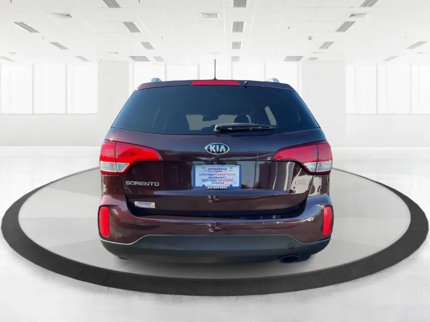 2014 Kia Sorento LX (5XYKT3A64EG) with an 2.4L I-4 gasoline direct injection engine, located at 4508 South Dixie Dr, Moraine, OH, 45439, (937) 908-9800, 39.689976, -84.218452 - **Elevate Your Family Adventures with the 2014 Kia Sorento!** <br /> <br /> Looking for a reliable SUV that seamlessly blends comfort with utility? The 2014 Kia Sorento is the perfect vehicle for growing families and adventurers alike. With its spacious interior, advanced safety features, and versat - Photo#3