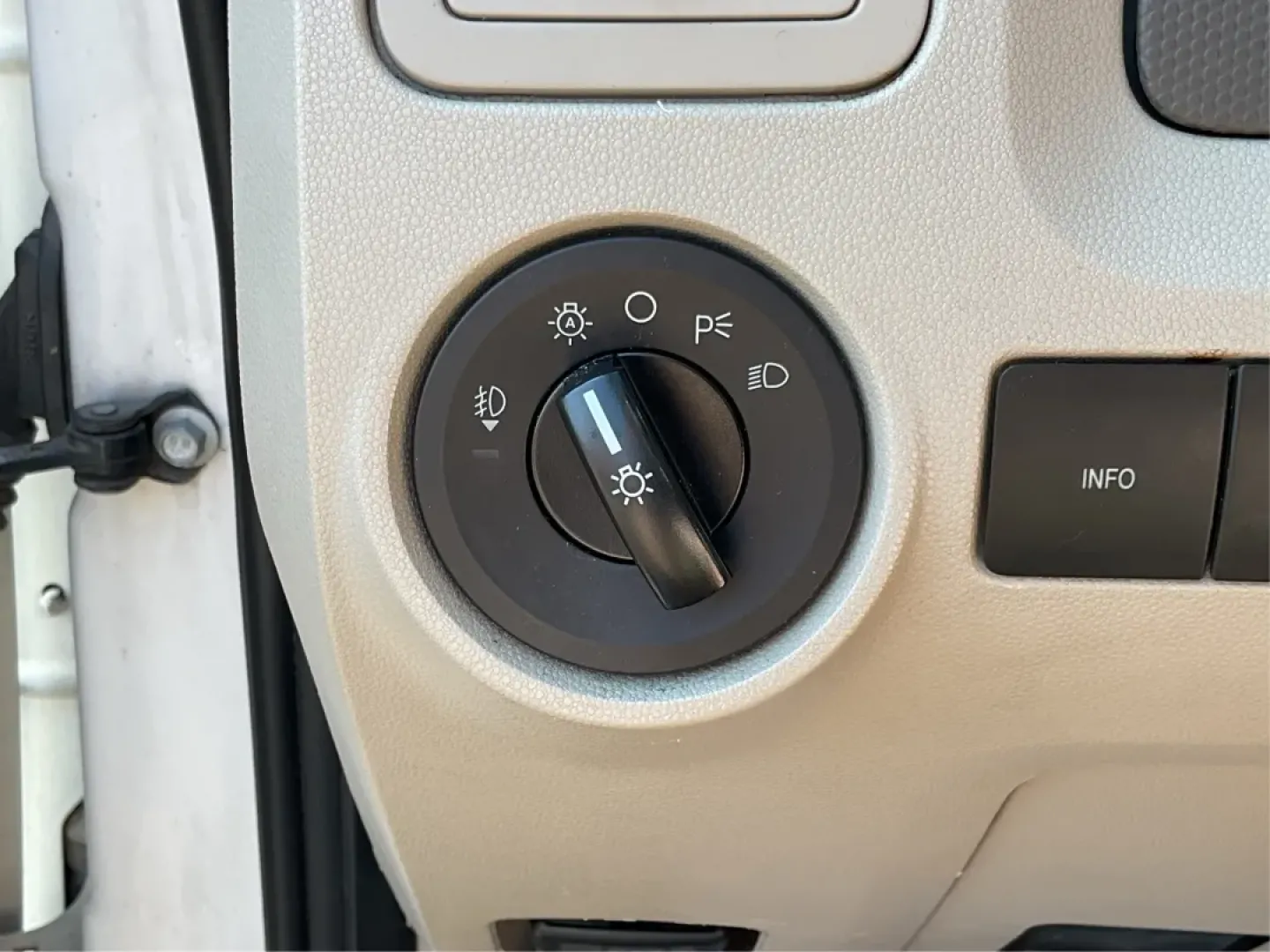 2012 Ford Escape XLT (1FMCU9D7XCK) with an Other engine, located at 1099 N County Rd 25A, Troy, OH, 45373, (937) 908-9800, 40.057079, -84.212883 - Discover the perfect balance of comfort and capability with the 2012 Ford Escape XLT, now available at Advantage Car and Credit - Troy. If you're seeking a versatile SUV that accommodates the demands of everyday life-from school runs to weekend adventures-this vehicle is tailored for you. With its r - Photo#17