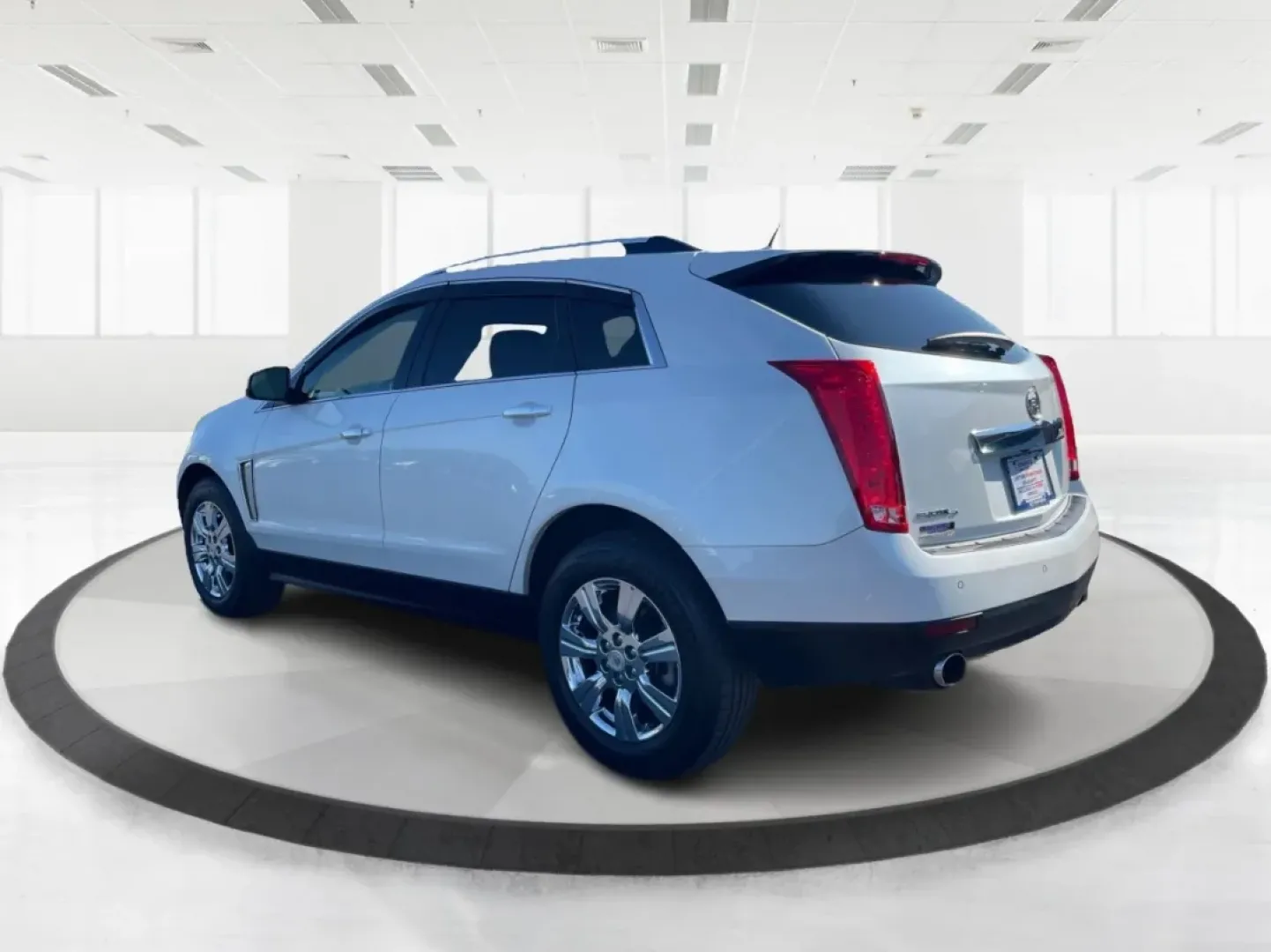 2014 Cadillac SRX Luxury Collection (3GYFNEE35ES) with an 3.6L V-6 gasoline direct injection engine, located at 1099 N County Rd 25A, Troy, OH, 45373, (937) 908-9800, 40.057079, -84.212883 - **Experience Luxury and Adventure with the 2014 Cadillac SRX at Advantage Car and Credit - Troy!**<br /> <br /> Are you ready to elevate your driving experience? The 2014 Cadillac SRX Luxury Collection is the perfect blend of sophistication and practicality, making it an ideal choice for those seeki - Photo#4
