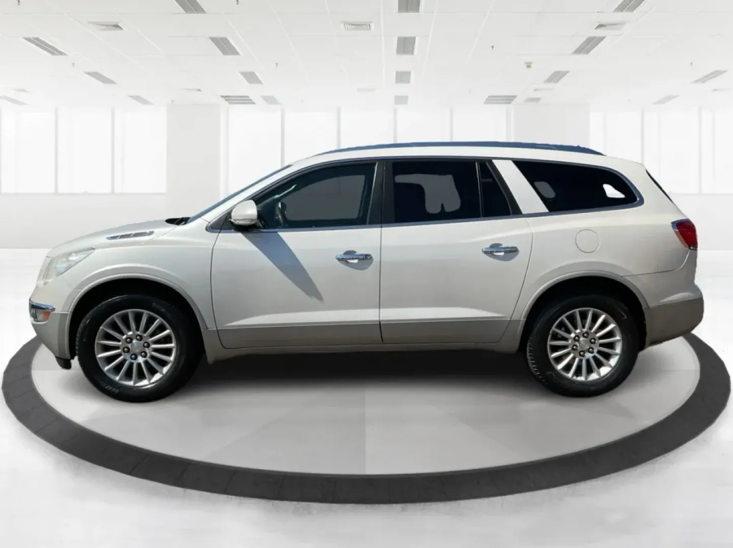 2011 Buick Enclave 1XL (5GAKVBED2BJ) with an 3.6L V-6 gasoline direct injection engine, located at 880 E. National Road, Vandalia, OH, 45377, (937) 908-9800, 39.891918, -84.183594 - **Discover the Perfect Family Adventure Vehicle at Advantage Car and Credit - Vandalia!**<br /> <br /> If you're on the lookout for a vehicle that offers both style and practicality, look no further than our 2011 Buick Enclave, available now at Advantage Car and Credit in Vandalia, OH. At our **Buy - Photo#5