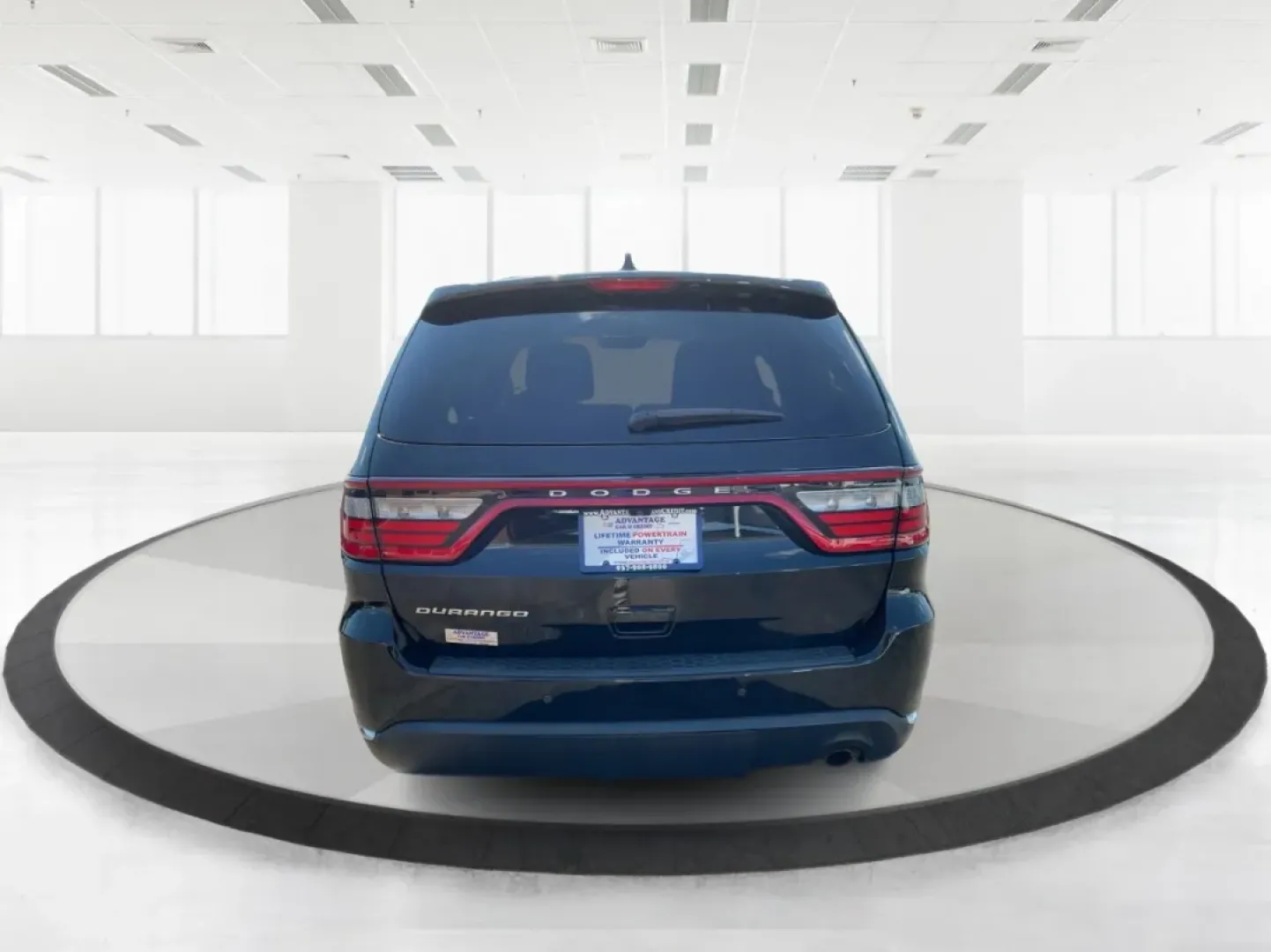 2017 Dodge Durango SXT RWD (1C4RDHAG7HC) with an Pentastar 3.6L V-6 DOHC engine, located at 1951 S Dayton Lakeview Rd., New Carlisle, OH, 45344, (937) 908-9800, 39.890999, -84.050255 - ### Experience the Perfect Blend of Style and Function with the 2017 Dodge Durango SXT!<br /> <br /> If you're on the hunt for a versatile SUV that can seamlessly fit into your busy lifestyle, look no further than this stunning **2017 Dodge Durango SXT RWD**. Ideal for families, weekend adventurers, - Photo#3