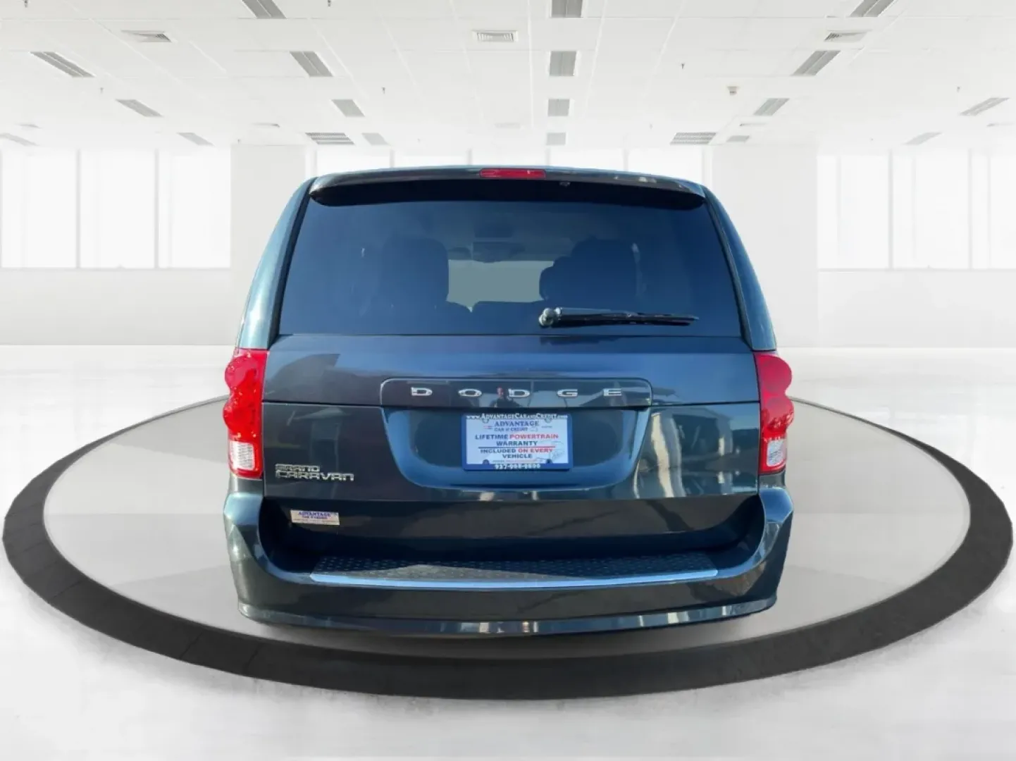 2013 Dodge Grand Caravan SXT (2C4RDGCG8DR) with an Pentastar 3.6L V-6 DOHC engine, located at 1099 N County Rd 25A, Troy, OH, 45373, (937) 908-9800, 40.057079, -84.212883 - **Adventure Awaits: 2013 Dodge Grand Caravan SXT - Perfect for Family Road Trips!**<br /> <br /> Are you ready to elevate your family adventures? The 2013 Dodge Grand Caravan SXT is not just a vehicle; it's a lifestyle changer designed for busy families, weekend explorers, and those who appreciate t - Photo#3