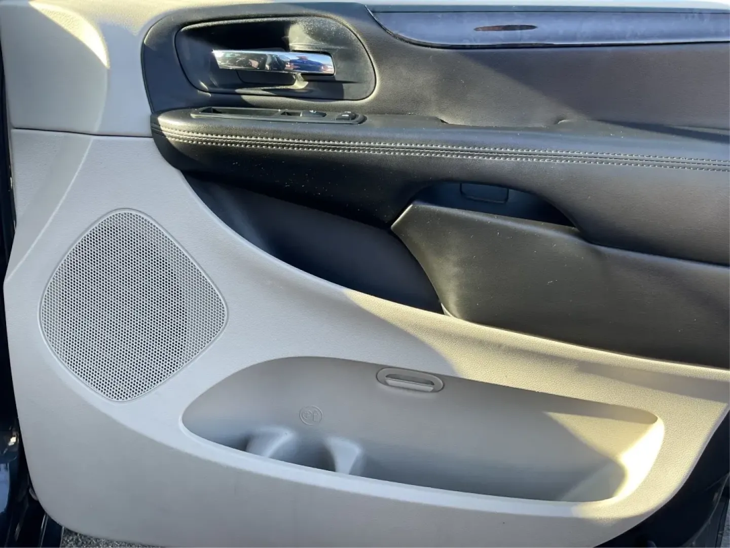 2013 Dodge Grand Caravan SXT (2C4RDGCG8DR) with an Pentastar 3.6L V-6 DOHC engine, located at 1099 N County Rd 25A, Troy, OH, 45373, (937) 908-9800, 40.057079, -84.212883 - **Adventure Awaits: 2013 Dodge Grand Caravan SXT - Perfect for Family Road Trips!**<br /> <br /> Are you ready to elevate your family adventures? The 2013 Dodge Grand Caravan SXT is not just a vehicle; it's a lifestyle changer designed for busy families, weekend explorers, and those who appreciate t - Photo#19