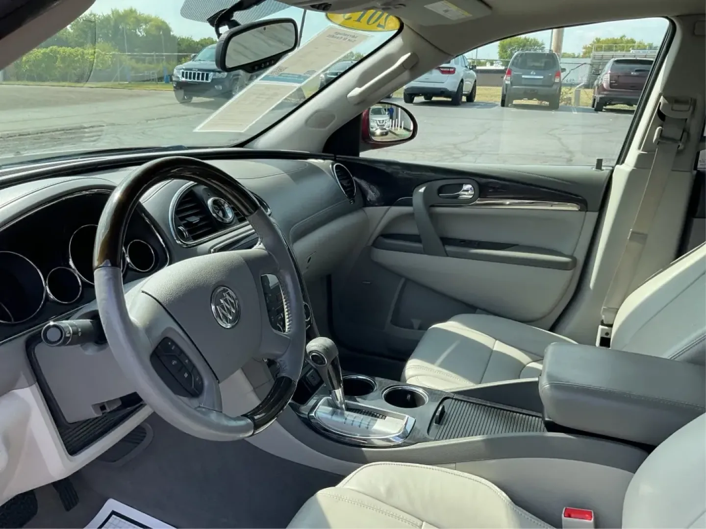 2015 Buick Enclave Leather (5GAKVBKD7FJ) with an 3.6L V-6 gasoline direct injection engine, located at 1951 S Dayton Lakeview Rd., New Carlisle, OH, 45344, (937) 908-9800, 39.890999, -84.050255 - **Adventure Awaits with the 2015 Buick Enclave at Advantage Car and Credit New Carlisle**<br /> <br /> If you're searching for the perfect vehicle for family road trips, daily commutes, or weekend getaways, look no further than the 2015 Buick Enclave. This luxurious SUV seamlessly combines style, s - Photo#9