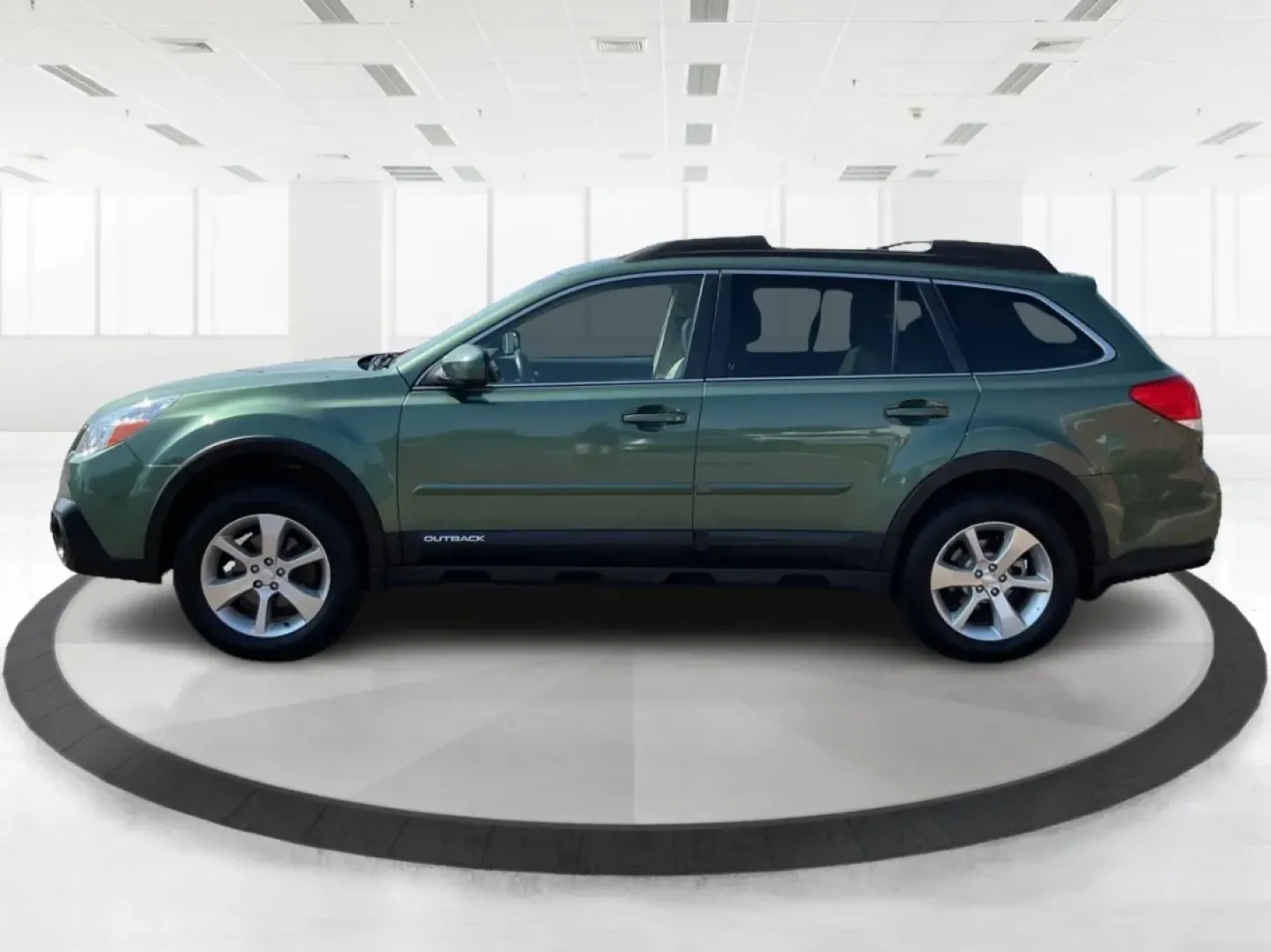 2014 Subaru Outback 2.5i Limited (4S4BRBKC6E3) with an 2.5L H-4 DOHC engine, located at 1184 Kauffman Ave, Fairborn, OH, 45324, (937) 908-9800, 39.807072, -84.030914 - **Adventure Awaits with the 2014 Subaru Outback 2.5i Limited!**<br /> <br /> Are you ready to embrace your adventurous side? The 2014 Subaru Outback 2.5i Limited is the perfect companion for weekend getaways, family road trips, or your daily commute. With its rugged utility body and advanced capabil - Photo#4