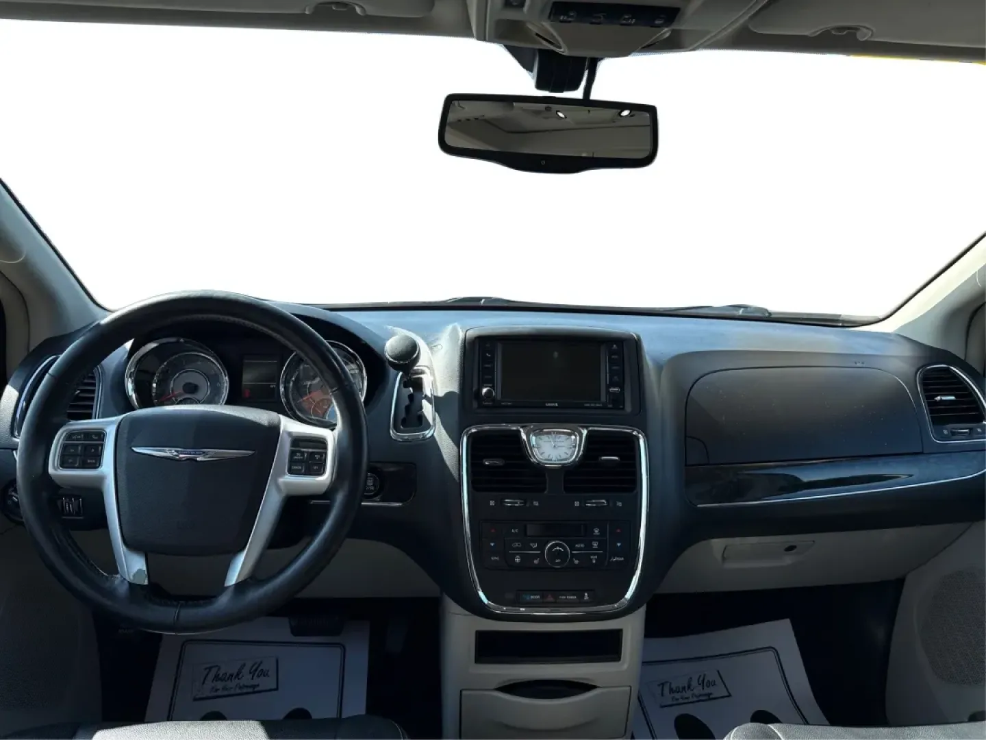 2016 Chrysler Town and Country Touring-L Anniversary Edition (2C4RC1CG2GR) with an Pentastar 3.6L V-6 DOHC engine, located at 401 Woodman Dr, Riverside, OH, 45431, (937) 908-9800, 39.760899, -84.123421 - **Embrace Family Adventures with the 2016 Chrysler Town and Country Touring-L Anniversary Edition**<br /> <br /> At Advantage Car and Credit - Riverside, your family's next adventure starts with the perfect vehicle! Imagine taking your loved ones on unforgettable road trips or creating cherished m - Photo#21