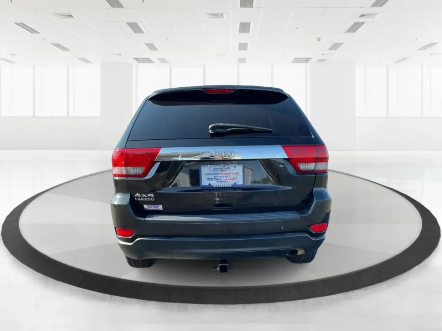 2011 Jeep Grand Cherokee Laredo (1J4RR4GG4BC) with an Other engine, located at 1099 N County Rd 25A, Troy, OH, 45373, (937) 908-9800, 40.057079, -84.212883 - **Adventure Awaits with the 2011 Jeep Grand Cherokee Laredo at Advantage Car and Credit in Troy, OH!**<br /> <br /> Are you ready to elevate your family adventures or weekend getaways? The 2011 Jeep Grand Cherokee Laredo is the SUV that can take you there, whether it's off the beaten path or cruisin - Photo#3