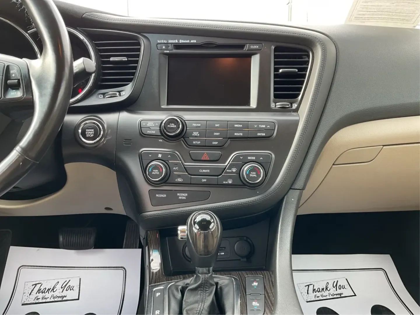 2013 Kia Optima EX (5XXGN4A74DG) with an 2.4L I-4 gasoline direct injection engine, located at 4508 South Dixie Dr, Moraine, OH, 45439, (937) 908-9800, 39.689976, -84.218452 - ### Elevate Your Daily Drive with the 2013 Kia Optima EX at Advantage Car and Credit in Fairborn, OH!<br /> <br /> Are you in search of a reliable sedan that perfectly balances style, comfort, and advanced features? Look no further than the 2013 Kia Optima EX, now available at Advantage Car and Cred - Photo#12