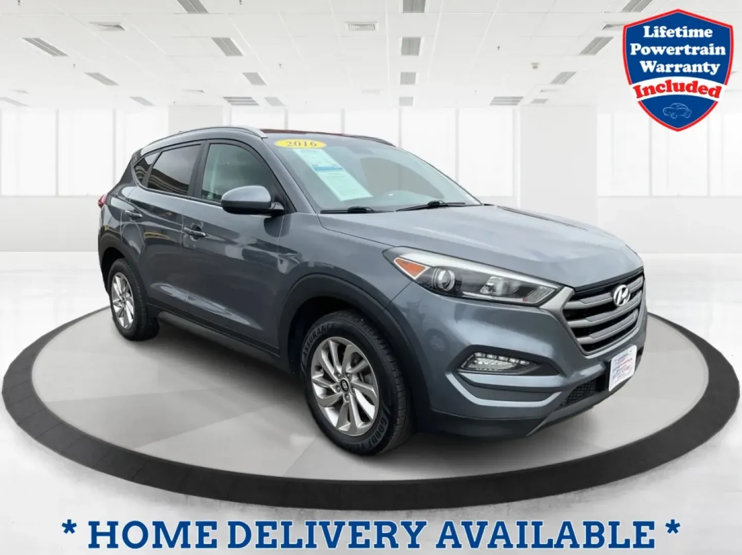 2016 Hyundai Tucson SE (KM8J3CA48GU) with an Nu 2L I-4 gasoline direct injection engine, located at 8750 N County Rd 25A, Piqua, OH, 45356, (937) 908-9800, 40.164391, -84.232513 - Are you ready to embrace a new lifestyle that combines adventure and daily practicality? Look no further than the 2016 Hyundai Tucson SE, available now at Advantage Car and Credit in Moraine, OH. Whether you're a growing family in search of a reliable SUV, a commuter requiring a dependable ride, or - Photo#0