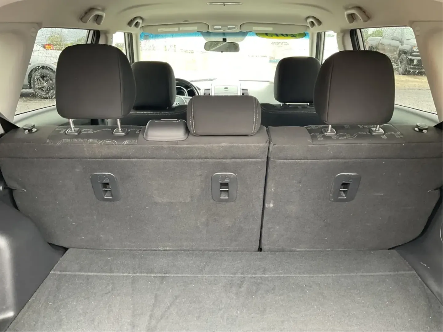 2013 Kia Soul + (KNDJT2A6XD7) with an 2.0L L4 DOHC 16V engine, Automatic transmission, located at 880 E. National Road, Vandalia, OH, 45377, (937) 908-9800, 39.891918, -84.183594 - **Elevate Your Everyday with the 2013 Kia Soul Perfect for the Modern Lifestyle!**<br /> <br /> Are you ready to embrace a vehicle that effortlessly fits into your busy life? The 2013 Kia Soul is your ideal companion, whether you're a growing family needing a reliable ride, a commuter seeking comfo - Photo#12