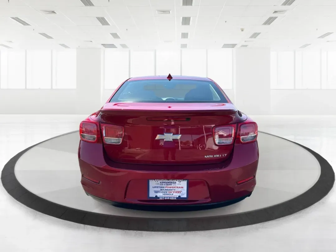 2014 Chevrolet Malibu 2LT (1G11E5SL4EF) with an 2.5L L4 DOHC 16V engine, 6-Speed Automatic transmission, located at 401 Woodman Dr, Riverside, OH, 45431, (937) 908-9800, 39.760899, -84.123421 - **Drive in Style: The 2014 Chevrolet Malibu 2LT Awaits You!** <br /> <br /> Are you ready to elevate your daily commute or embark on unforgettable weekend road trips? The 2014 Chevrolet Malibu 2LT is the ultimate sedan designed for budget-conscious buyers and anyone seeking a reliable vehicle that d - Photo#3