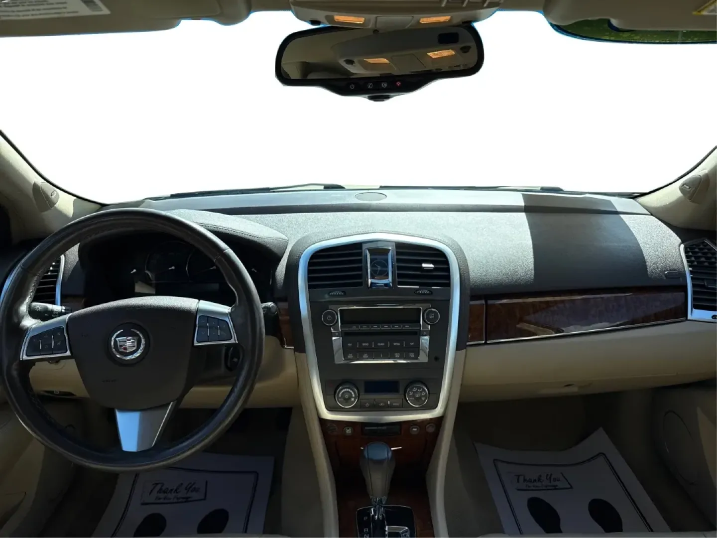 2008 Cadillac SRX V6 (1GYEE437X80) with an 3.6L V-6 DOHC engine, located at 1230 East Main St, Xenia, OH, 45385, (937) 908-9800, 39.688026, -83.910172 - **Discover Luxury and Versatility with the 2008 Cadillac SRX at Advantage Car and Credit Xenia**<br /> <br /> Are you looking for a vehicle that seamlessly blends luxury with practicality? The 2008 Cadillac SRX is the perfect companion for those who desire a comfortable ride for their family, want - Photo#20