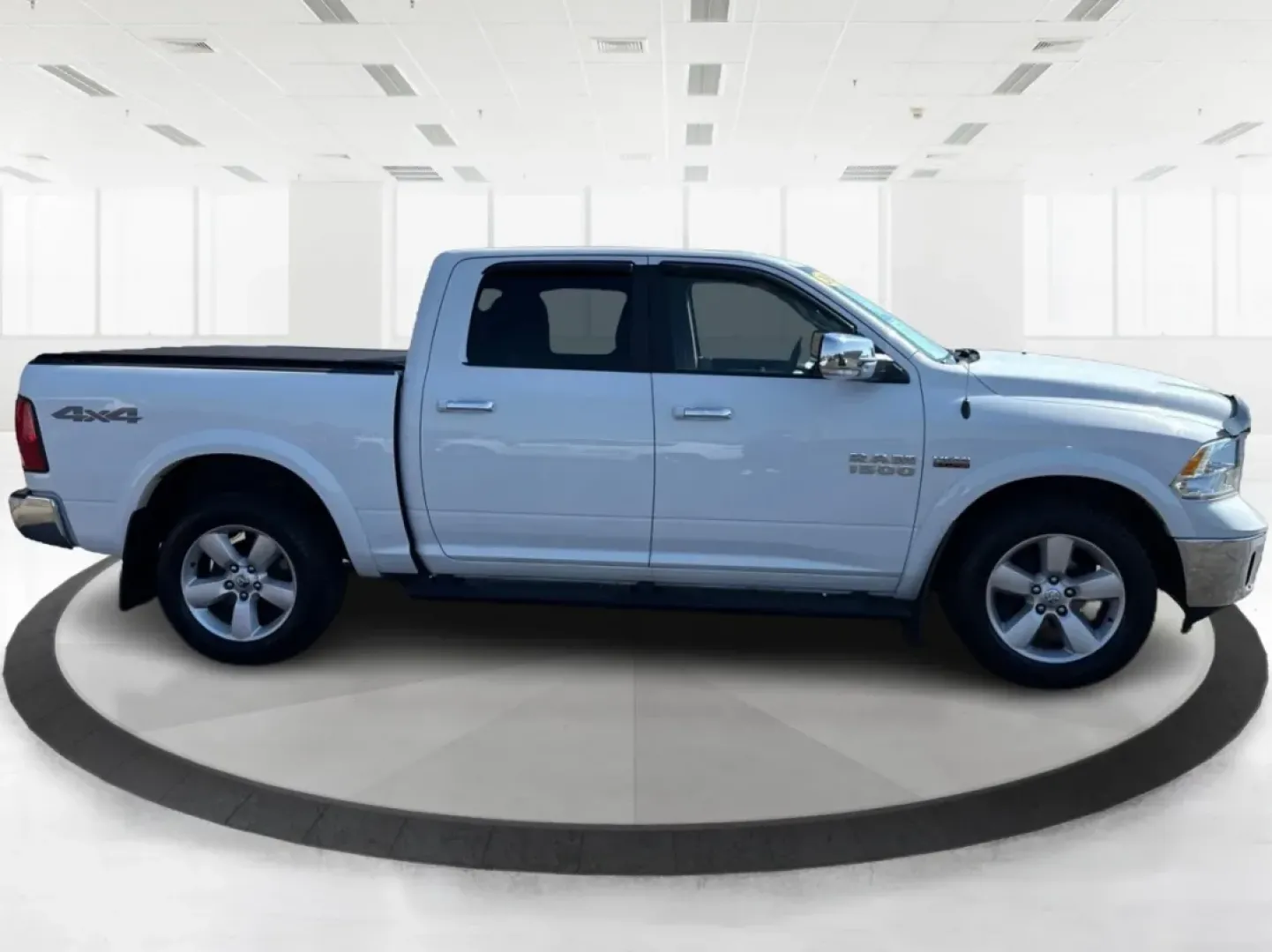 2018 Ram 1500 Harvest Crew Cab 4x4 5'7 Box (1C6RR7LTXJS) with an Other engine, located at 8750 N County Rd 25A, Piqua, OH, 45356, (937) 908-9800, 40.164391, -84.232513 - **Hit the Road with Confidence in This 2018 Ram 1500 Harvest Crew Cab! Perfect for Adventurers and Families Alike!**<br /> <br /> Discover the perfect companion for your next adventure or daily commute at Advantage Car and Credit - Piqua, where we specialize in providing quality vehicles with flexib - Photo#1