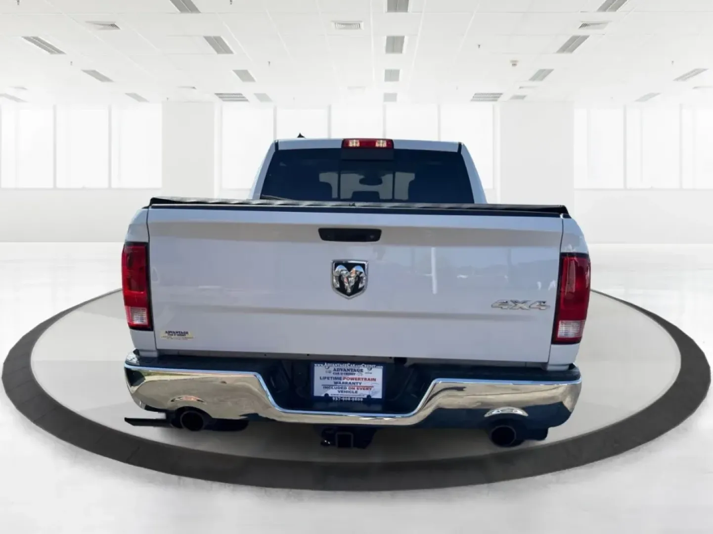 2018 Ram 1500 Harvest Crew Cab 4x4 5'7 Box (1C6RR7LTXJS) with an Other engine, located at 8750 N County Rd 25A, Piqua, OH, 45356, (937) 908-9800, 40.164391, -84.232513 - **Hit the Road with Confidence in This 2018 Ram 1500 Harvest Crew Cab! Perfect for Adventurers and Families Alike!**<br /> <br /> Discover the perfect companion for your next adventure or daily commute at Advantage Car and Credit - Piqua, where we specialize in providing quality vehicles with flexib - Photo#3