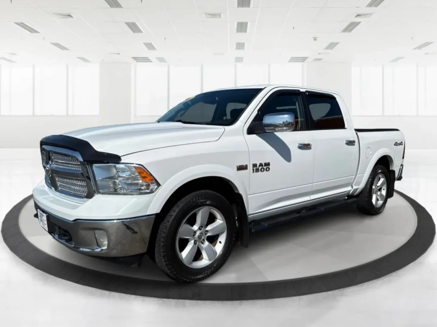 2018 Ram 1500 Harvest Crew Cab 4x4 5'7 Box (1C6RR7LTXJS) with an Other engine, located at 8750 N County Rd 25A, Piqua, OH, 45356, (937) 908-9800, 40.164391, -84.232513 - **Hit the Road with Confidence in This 2018 Ram 1500 Harvest Crew Cab! Perfect for Adventurers and Families Alike!**<br /> <br /> Discover the perfect companion for your next adventure or daily commute at Advantage Car and Credit - Piqua, where we specialize in providing quality vehicles with flexib - Photo#8