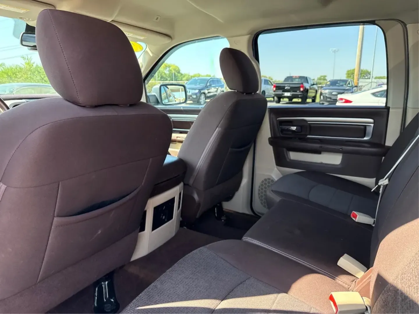 2018 Ram 1500 Harvest Crew Cab 4x4 5'7 Box (1C6RR7LTXJS) with an Other engine, located at 8750 N County Rd 25A, Piqua, OH, 45356, (937) 908-9800, 40.164391, -84.232513 - **Hit the Road with Confidence in This 2018 Ram 1500 Harvest Crew Cab! Perfect for Adventurers and Families Alike!**<br /> <br /> Discover the perfect companion for your next adventure or daily commute at Advantage Car and Credit - Piqua, where we specialize in providing quality vehicles with flexib - Photo#10