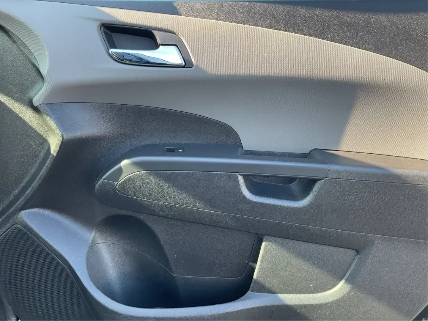 2015 Chevrolet Sonic LT Auto (1G1JC5SG4F4) with an Other engine, located at 4508 South Dixie Dr, Moraine, OH, 45439, (937) 908-9800, 39.689976, -84.218452 - ### Discover Your Next Adventure with this 2015 Chevrolet Sonic LT Auto!<br /> <br /> Are you searching for a reliable sedan that's perfect for your daily commute or weekend getaways? Look no further than this stunning 2015 Chevrolet Sonic LT Auto, available now at Advantage Car and Credit in Morain - Photo#19