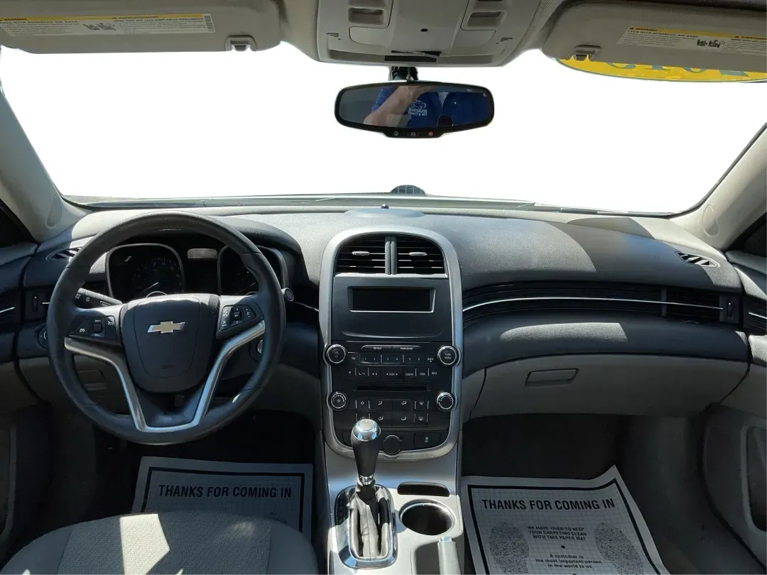 2015 Chevrolet Malibu 1FL (1G11A5SL9FU) with an ECOTEC 2.5L I-4 gasoline direct injection engine, located at 8750 N County Rd 25A, Piqua, OH, 45356, (937) 908-9800, 40.164391, -84.232513 - One Owner - Photo#21