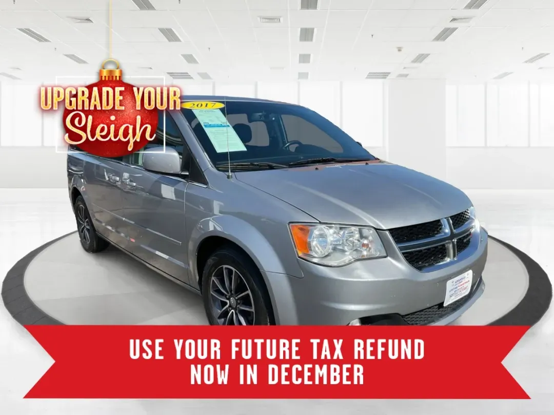 2017 Dodge Grand Caravan SXT (2C4RDGCG5HR) with an Pentastar 3.6L V-6 DOHC engine, located at 1184 Kauffman Ave, Fairborn, OH, 45324, (937) 908-9800, 39.807072, -84.030914 - **Adventure Awaits with the 2017 Dodge Grand Caravan SXT in Fairborn, OH!**<br /> <br /> Are you looking for the perfect vehicle to accommodate your growing family or to embark on weekend adventures? Look no further! The 2017 Dodge Grand Caravan SXT is designed for those who prioritize space, comfor - Photo#0