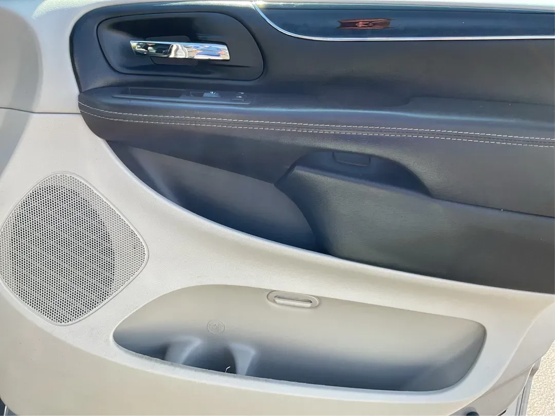 2017 Dodge Grand Caravan SXT (2C4RDGCG5HR) with an Pentastar 3.6L V-6 DOHC engine, located at 1230 East Main St, Xenia, OH, 45385, (937) 908-9800, 39.688026, -83.910172 - **Adventure Awaits with the 2017 Dodge Grand Caravan SXT in Fairborn, OH!**<br /> <br /> Are you looking for the perfect vehicle to accommodate your growing family or to embark on weekend adventures? Look no further! The 2017 Dodge Grand Caravan SXT is designed for those who prioritize space, comfor - Photo#20