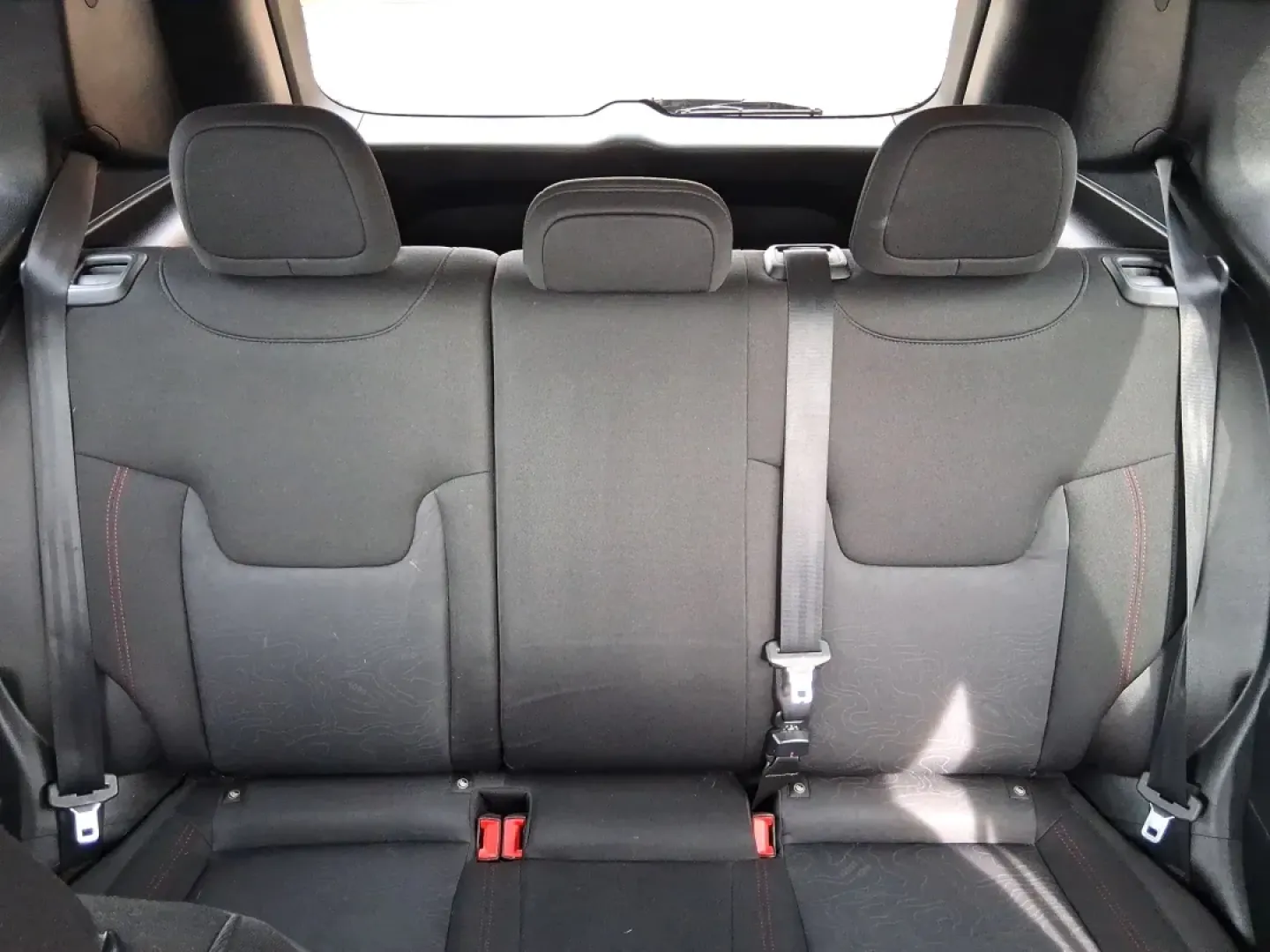 2016 Jeep Renegade Trailhawk (ZACCJBCTXGP) with an Tigershark MultiAir 2.4L I-4 variable valve contro engine, 9A transmission, located at 8750 N County Rd 25A, Piqua, OH, 45356, (937) 908-9800, 40.164391, -84.232513 - **Experience Adventure and Comfort with the 2016 Jeep Renegade Trailhawk!**<br /> <br /> Are you ready to elevate your lifestyle with a versatile vehicle that's perfect for weekend getaways, daily commutes, and everything in between? Look no further than the 2016 Jeep Renegade Trailhawk available at - Photo#14