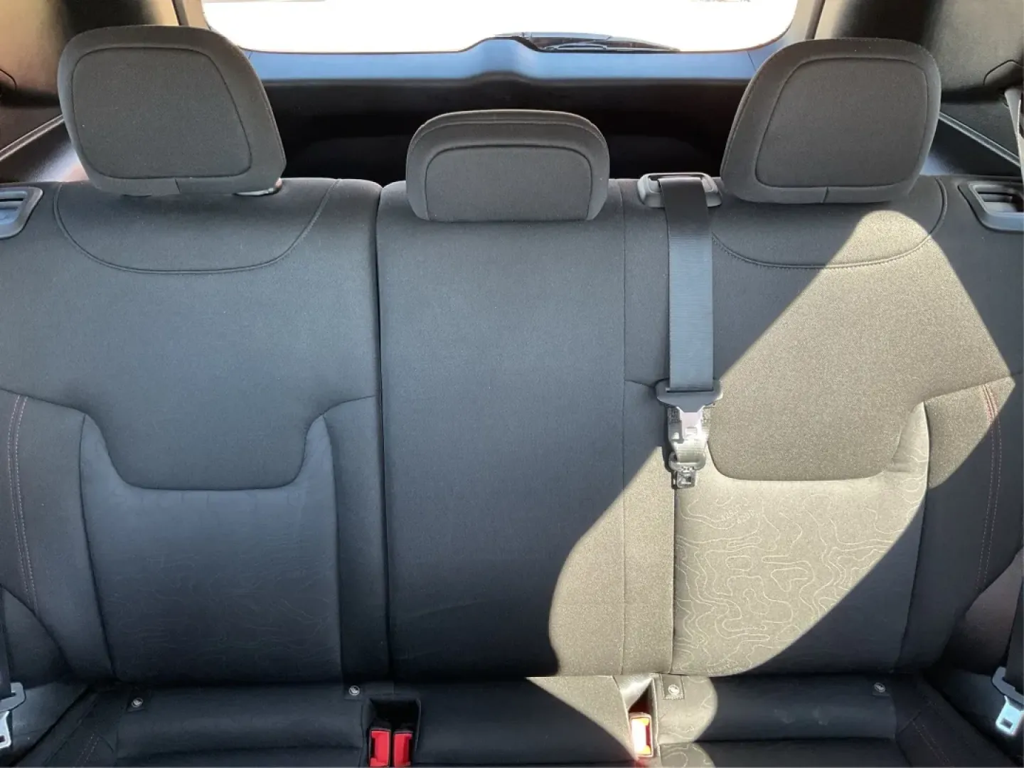 2016 Jeep Renegade Trailhawk (ZACCJBCTXGP) with an Tigershark MultiAir 2.4L I-4 variable valve contro engine, located at 1099 N County Rd 25A, Troy, OH, 45373, (937) 908-9800, 40.057079, -84.212883 - **Experience Adventure and Comfort with the 2016 Jeep Renegade Trailhawk!**<br /> <br /> Are you ready to elevate your lifestyle with a versatile vehicle that's perfect for weekend getaways, daily commutes, and everything in between? Look no further than the 2016 Jeep Renegade Trailhawk available at - Photo#14