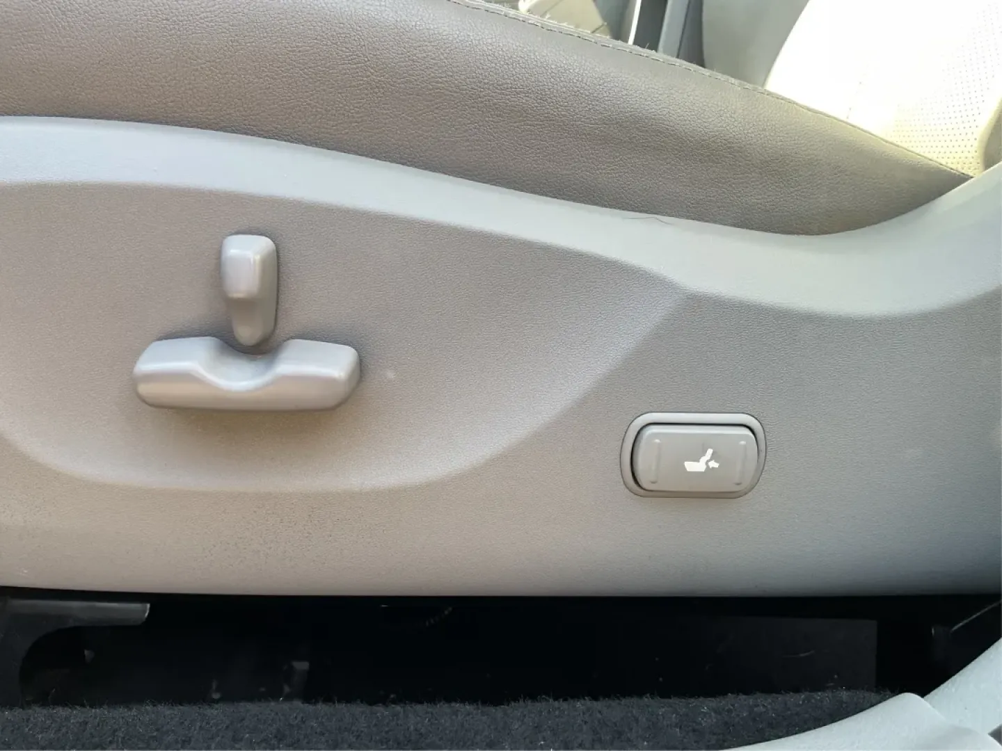 2011 Subaru Forester 2.5X Limited (JF2SHAEC3BH) with an 2.5L H-4 DOHC engine, located at 1099 N County Rd 25A, Troy, OH, 45373, (937) 908-9800, 40.057079, -84.212883 - **Explore the Outdoors with Confidence in this 2011 Subaru Forester at Advantage Car and Credit - Piqua!**<br /> <br /> Are you ready for your next weekend adventure? This 2011 Subaru Forester, with its rugged exterior and exceptional off-road capabilities, is the ideal SUV for those who crave explo - Photo#16