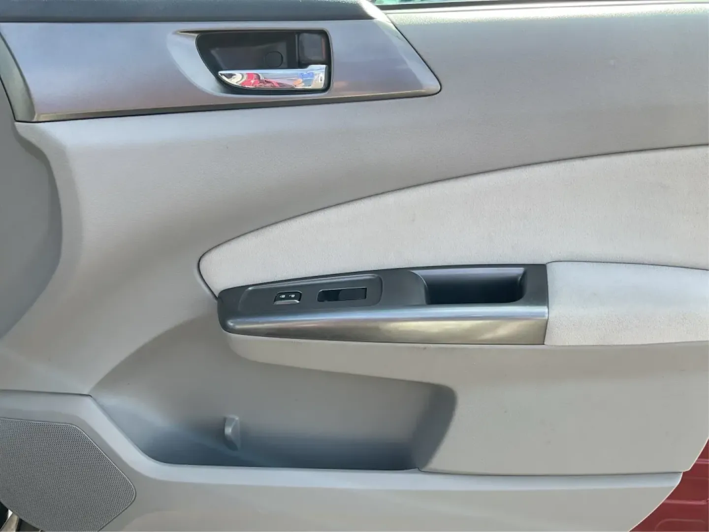 2011 Subaru Forester 2.5X Limited (JF2SHAEC3BH) with an 2.5L H-4 DOHC engine, located at 1099 N County Rd 25A, Troy, OH, 45373, (937) 908-9800, 40.057079, -84.212883 - **Explore the Outdoors with Confidence in this 2011 Subaru Forester at Advantage Car and Credit - Piqua!**<br /> <br /> Are you ready for your next weekend adventure? This 2011 Subaru Forester, with its rugged exterior and exceptional off-road capabilities, is the ideal SUV for those who crave explo - Photo#18