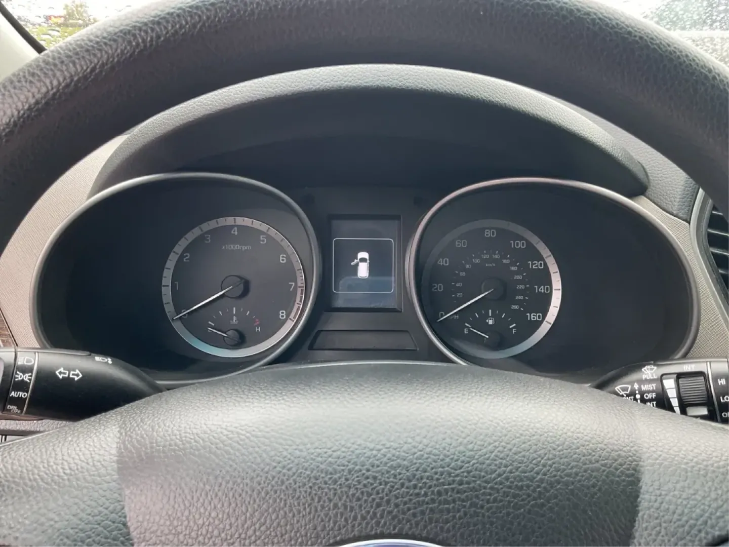 2017 Hyundai Santa Fe 2.4L (5XYZTDLB2HG) with an Theta II 2.4L I-4 gasoline direct injection engine, located at 4508 South Dixie Dr, Moraine, OH, 45439, (937) 908-9800, 39.689976, -84.218452 - Discover the perfect blend of comfort, capability, and style with the 2017 Hyundai Santa Fe, now available at Advantage Car and Credit, located at 1184 Kauffman Ave, Fairborn, OH 45324. This versatile SUV is an excellent choice for growing families, weekend adventurers, or budget-conscious buyers lo - Photo#15