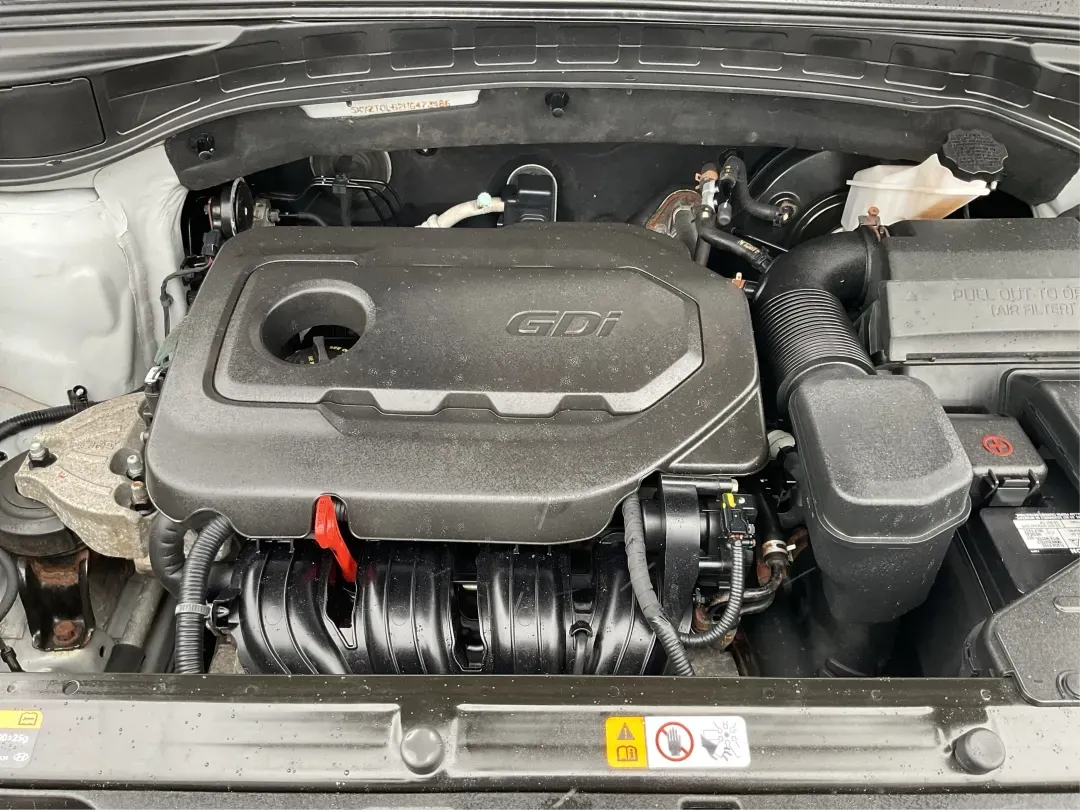 2017 Hyundai Santa Fe 2.4L (5XYZTDLB2HG) with an Theta II 2.4L I-4 gasoline direct injection engine, 6A transmission, located at 1951 S Dayton Lakeview Rd., New Carlisle, OH, 45344, (937) 908-9800, 39.890999, -84.050255 - Discover the perfect blend of comfort, capability, and style with the 2017 Hyundai Santa Fe, now available at Advantage Car and Credit, located at 1184 Kauffman Ave, Fairborn, OH 45324. This versatile SUV is an excellent choice for growing families, weekend adventurers, or budget-conscious buyers lo - Photo#11