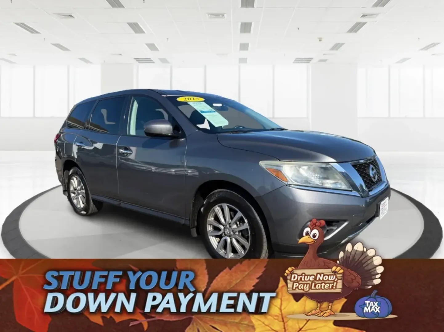 2015 Nissan Pathfinder S (5N1AR2MM5FC) with an 3.5L V-6 DOHC engine, located at 401 Woodman Dr, Riverside, OH, 45431, (937) 908-9800, 39.760899, -84.123421 - **Adventure Awaits with the 2015 Nissan Pathfinder at Advantage Car and Credit - Riverside!**<br /> <br /> Are you ready to elevate your family's adventures or weekend getaways? The 2015 Nissan Pathfinder, now available at Advantage Car and Credit in Riverside, OH, is the perfect vehicle to accompan - Photo#0