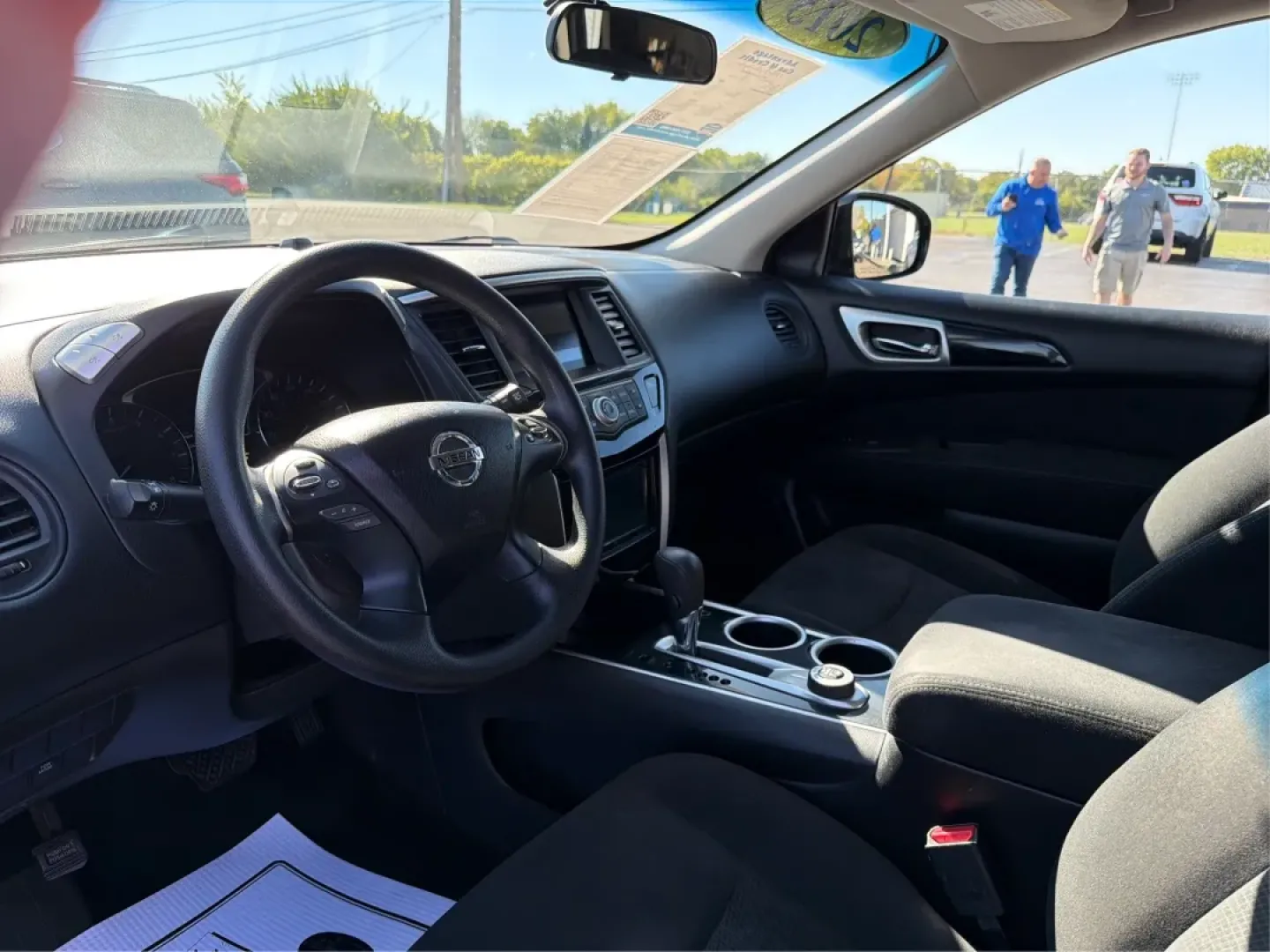 2015 Nissan Pathfinder S (5N1AR2MM5FC) with an 3.5L V-6 DOHC engine, located at 401 Woodman Dr, Riverside, OH, 45431, (937) 908-9800, 39.760899, -84.123421 - **Adventure Awaits with the 2015 Nissan Pathfinder at Advantage Car and Credit - Riverside!**<br /> <br /> Are you ready to elevate your family's adventures or weekend getaways? The 2015 Nissan Pathfinder, now available at Advantage Car and Credit in Riverside, OH, is the perfect vehicle to accompan - Photo#9