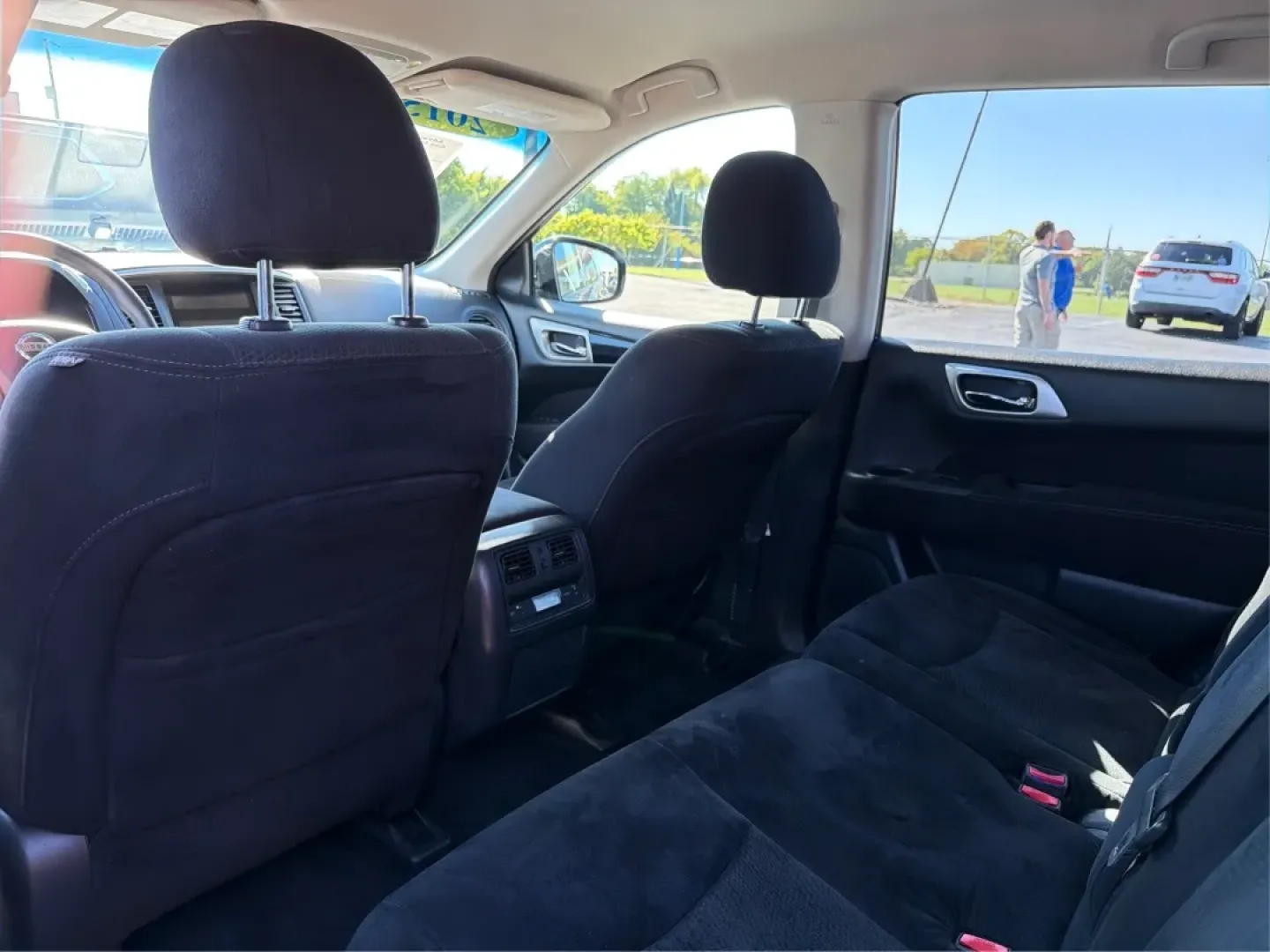 2015 Nissan Pathfinder S (5N1AR2MM5FC) with an 3.5L V-6 DOHC engine, located at 401 Woodman Dr, Riverside, OH, 45431, (937) 908-9800, 39.760899, -84.123421 - **Adventure Awaits with the 2015 Nissan Pathfinder at Advantage Car and Credit - Riverside!**<br /> <br /> Are you ready to elevate your family's adventures or weekend getaways? The 2015 Nissan Pathfinder, now available at Advantage Car and Credit in Riverside, OH, is the perfect vehicle to accompan - Photo#10