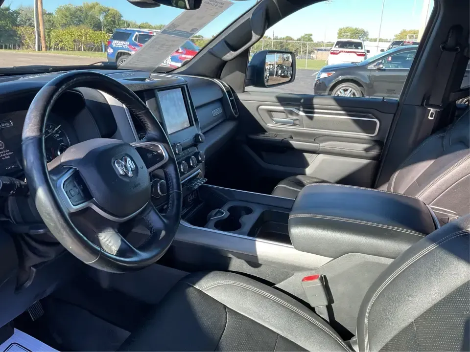 2020 Ram 1500 Big Horn Crew Cab 4x4 5'7 Box (1C6SRFFT8LN) with an 5.7L V8 OHV 16V engine, 8A transmission, located at 1951 S Dayton Lakeview Rd., New Carlisle, OH, 45344, (937) 908-9800, 39.890999, -84.050255 - **Unleash Adventure with the 2020 Ram 1500 Big Horn Crew Cab 4x4! Perfect for Your Lifestyle!**<br /> <br /> Are you ready to elevate your driving experience? The 2020 Ram 1500 Big Horn Crew Cab 4x4 is your ultimate companion for weekend getaways, daily commutes, or even family road trips. With its - Photo#9