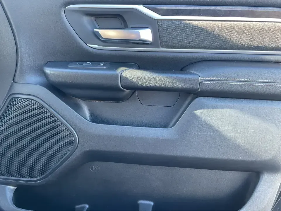 2020 Ram 1500 Big Horn Crew Cab 4x4 5'7 Box (1C6SRFFT8LN) with an 5.7L V8 OHV 16V engine, 8A transmission, located at 1951 S Dayton Lakeview Rd., New Carlisle, OH, 45344, (937) 908-9800, 39.890999, -84.050255 - **Unleash Adventure with the 2020 Ram 1500 Big Horn Crew Cab 4x4! Perfect for Your Lifestyle!**<br /> <br /> Are you ready to elevate your driving experience? The 2020 Ram 1500 Big Horn Crew Cab 4x4 is your ultimate companion for weekend getaways, daily commutes, or even family road trips. With its - Photo#19