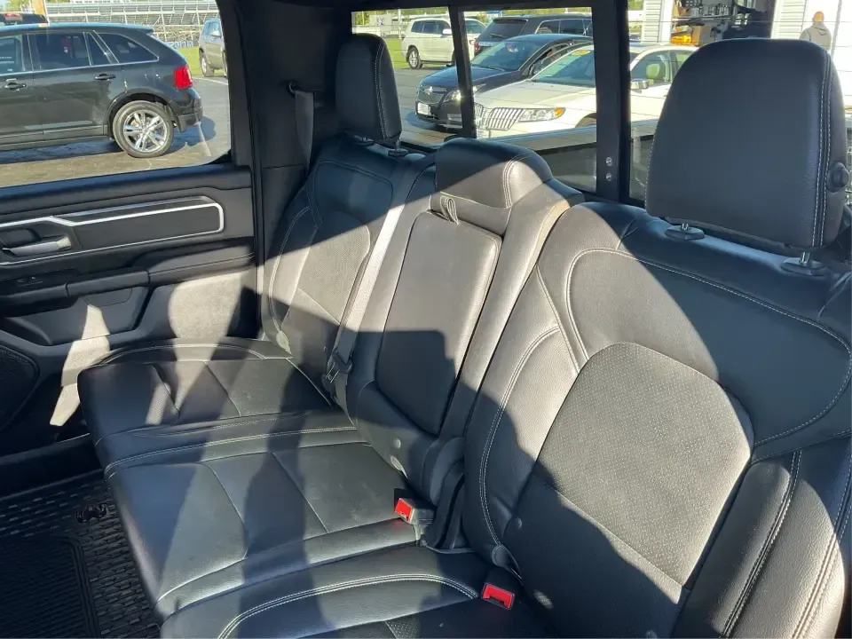 2020 Ram 1500 Big Horn Crew Cab 4x4 5'7 Box (1C6SRFFT8LN) with an 5.7L V8 OHV 16V engine, 8A transmission, located at 1230 East Main St, Xenia, OH, 45385, (937) 908-9800, 39.688026, -83.910172 - **Unleash Adventure with the 2020 Ram 1500 Big Horn Crew Cab 4x4! Perfect for Your Lifestyle!**<br /> <br /> Are you ready to elevate your driving experience? The 2020 Ram 1500 Big Horn Crew Cab 4x4 is your ultimate companion for weekend getaways, daily commutes, or even family road trips. With its - Photo#10
