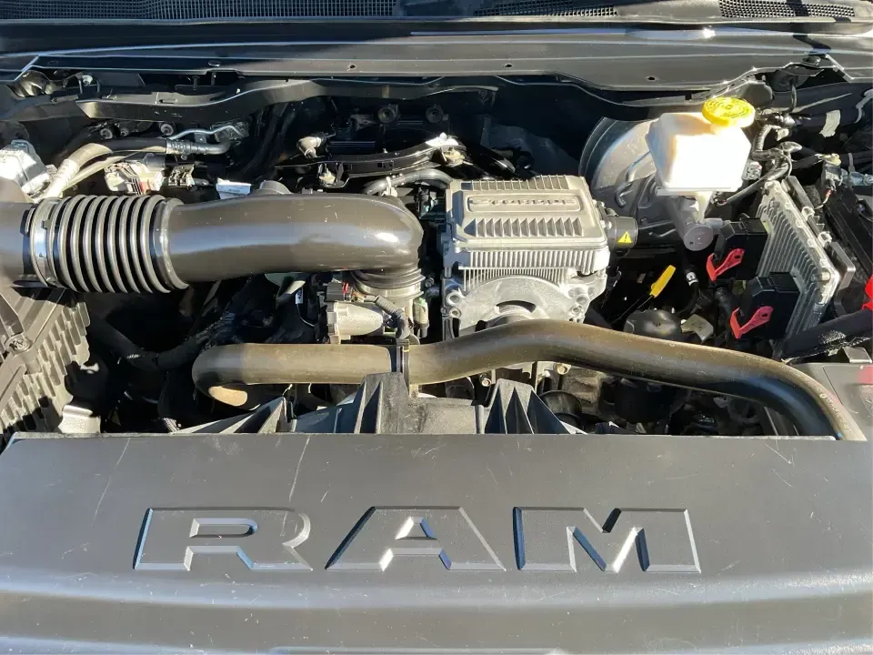 2020 Ram 1500 Big Horn Crew Cab 4x4 5'7 Box (1C6SRFFT8LN) with an 5.7L V8 OHV 16V engine, 8A transmission, located at 1230 East Main St, Xenia, OH, 45385, (937) 908-9800, 39.688026, -83.910172 - **Unleash Adventure with the 2020 Ram 1500 Big Horn Crew Cab 4x4! Perfect for Your Lifestyle!**<br /> <br /> Are you ready to elevate your driving experience? The 2020 Ram 1500 Big Horn Crew Cab 4x4 is your ultimate companion for weekend getaways, daily commutes, or even family road trips. With its - Photo#11