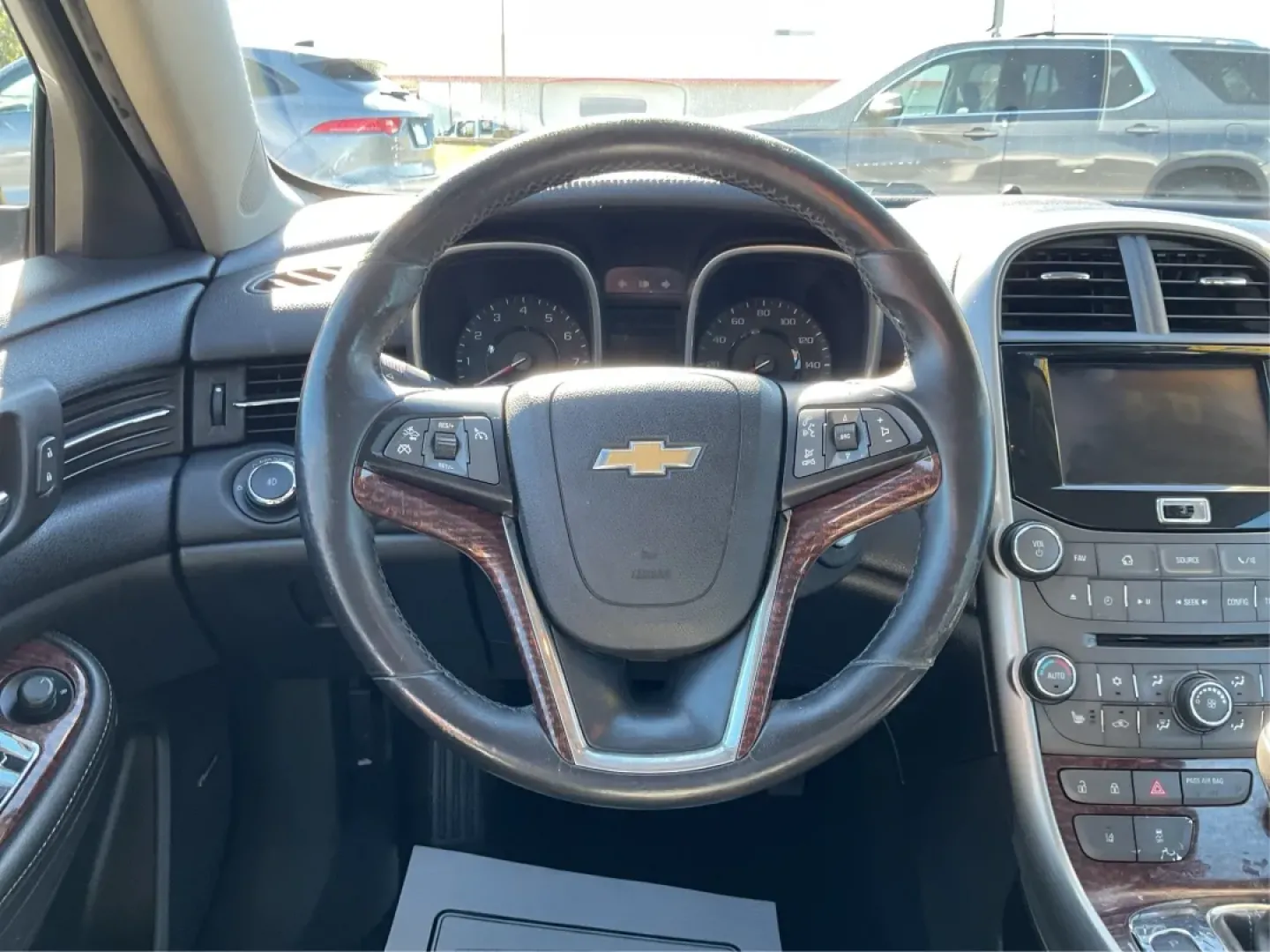 2013 Chevrolet Malibu 2LT (1G11E5SA7DF) with an ECOTEC 2.5L I-4 gasoline direct injection engine, located at 401 Woodman Dr, Riverside, OH, 45431, (937) 908-9800, 39.760899, -84.123421 - **Discover the Perfect Balance of Comfort and Style with the 2013 Chevrolet Malibu at Advantage Car and Credit - New Carlisle!**<br /> <br /> Are you looking for a reliable sedan that perfectly blends style, comfort, and performance? The 2013 Chevrolet Malibu 2LT is designed for those who appreciate - Photo#16