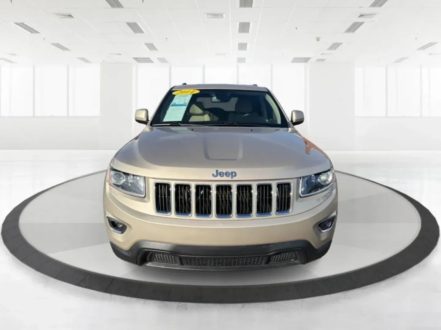 2014 Jeep Grand Cherokee Laredo (1C4RJFAG0EC) with an 3.6L V-6 DOHC engine, located at 1184 Kauffman Ave, Fairborn, OH, 45324, (937) 908-9800, 39.807072, -84.030914 - ### Conquer Every Adventure with the 2014 Jeep Grand Cherokee Laredo Ideal for Every Lifestyle!<br /> <br /> Are you ready to elevate your driving experience? Whether you're navigating the hustle and bustle of city life in Riverside, OH, or embarking on thrilling weekend getaways, the 2014 Jeep Gra - Photo#7