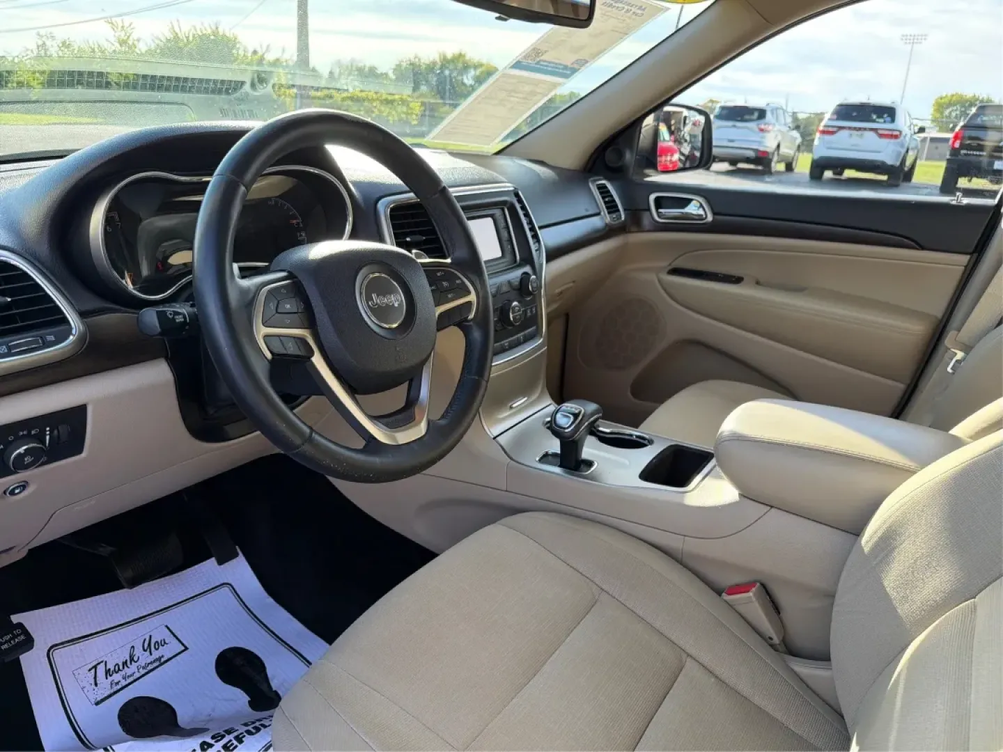 2014 Jeep Grand Cherokee Laredo (1C4RJFAG0EC) with an 3.6L V-6 DOHC engine, located at 401 Woodman Dr, Riverside, OH, 45431, (937) 908-9800, 39.760899, -84.123421 - ### Conquer Every Adventure with the 2014 Jeep Grand Cherokee Laredo Ideal for Every Lifestyle!<br /> <br /> Are you ready to elevate your driving experience? Whether you're navigating the hustle and bustle of city life in Riverside, OH, or embarking on thrilling weekend getaways, the 2014 Jeep Gra - Photo#9