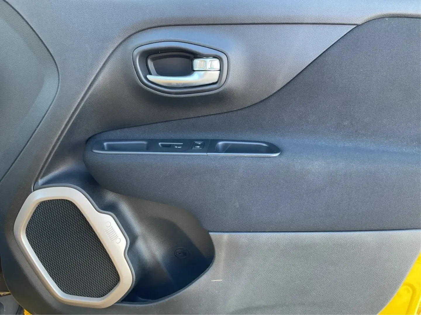 2015 Jeep Renegade Sport (ZACCJAATXFP) with an Other engine, located at 1230 East Main St, Xenia, OH, 45385, (937) 908-9800, 39.688026, -83.910172 - **Experience Adventure and Comfort with the 2015 Jeep Renegade Sport!**<br /> <br /> Are you ready to embrace your adventurous spirit while ensuring comfort and style? The 2015 Jeep Renegade Sport is the perfect vehicle for weekend getaways, daily commutes, and everything in between! Imagine cruisin - Photo#19