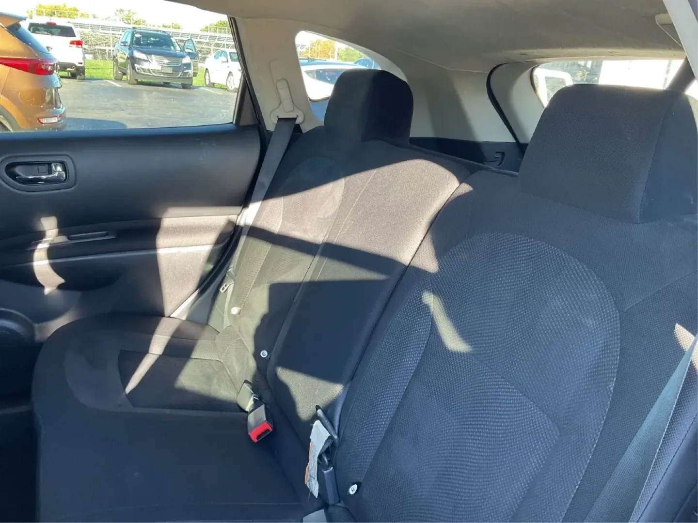 2015 Nissan Rogue S (JN8AS5MV2FW) with an 2.5L I-4 DOHC engine, located at 401 Woodman Dr, Riverside, OH, 45431, (937) 908-9800, 39.760899, -84.123421 - Are you ready to elevate your daily commute or embark on spontaneous weekend getaways? The 2015 Nissan Rogue, available at Advantage Car and Credit in Troy, OH, is the perfect SUV for those who crave versatility and style. With its all-wheel drive and spacious interior, this vehicle is not just a mo - Photo#10