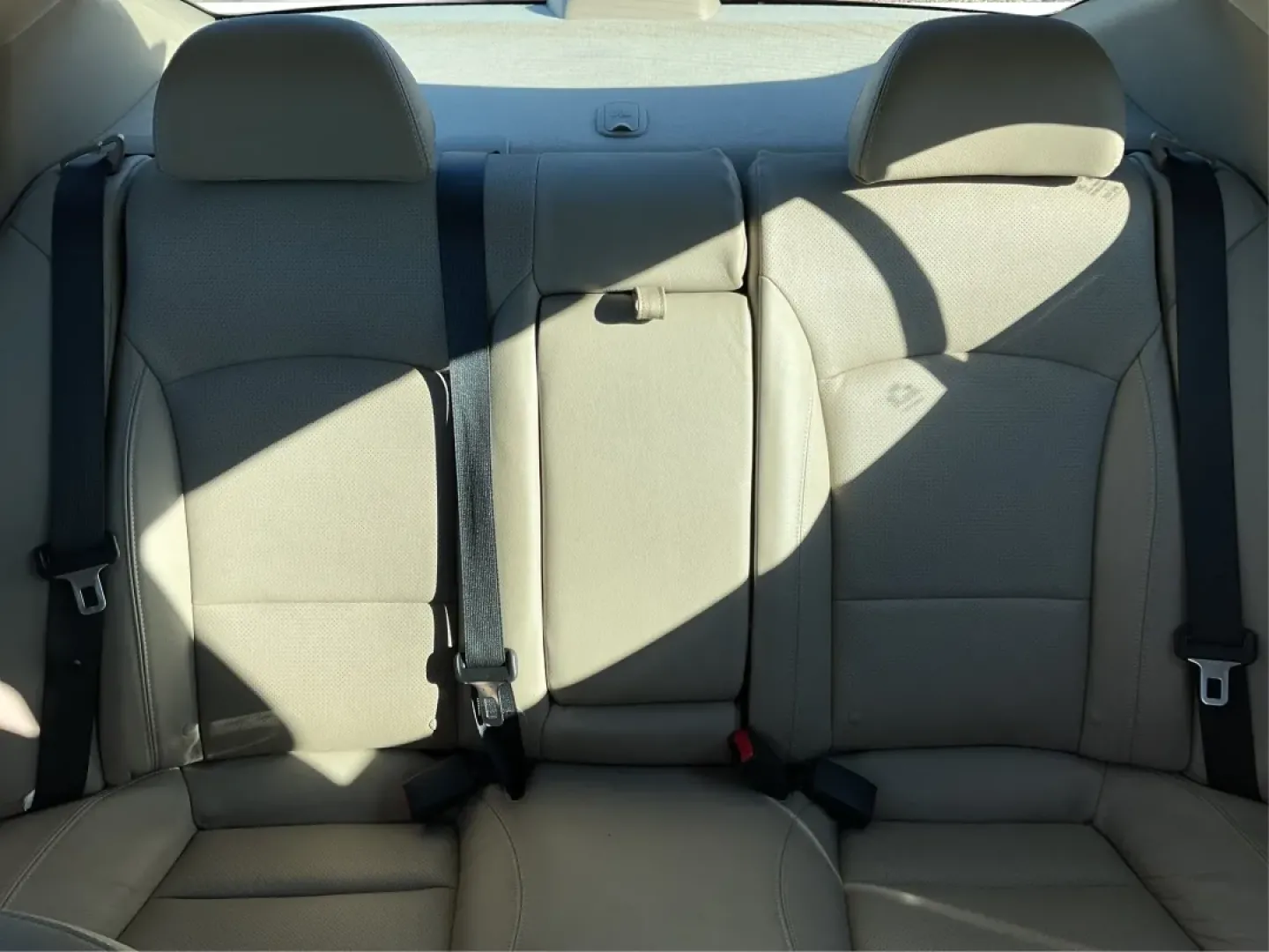 2012 Kia Optima EX (5XXGN4A70CG) with an 2.4L I-4 gasoline direct injection engine, located at 1099 N County Rd 25A, Troy, OH, 45373, (937) 908-9800, 40.057079, -84.212883 - Elevate your driving experience with this stunning 2012 Kia Optima EX, a perfect blend of style, comfort, and reliability. Ideal for budget-conscious buyers and growing families alike, this sedan is designed to meet your daily commuting needs while offering the space and features essential for both - Photo#14