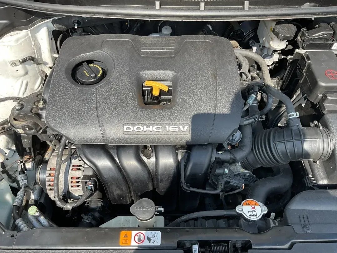 2018 Kia Forte LX (3KPFK4A73JE) with an 2L I-4 DOHC engine, located at 1099 N County Rd 25A, Troy, OH, 45373, (937) 908-9800, 40.057079, -84.212883 - Discover a world of convenience and comfort with the 2018 Kia Forte LX, an ideal sedan for budget-conscious buyers and those seeking reliable transportation in Piqua, OH. Whether you're navigating the bustling streets of downtown or taking a scenic drive along the Great Miami River, this versatile v - Photo#11