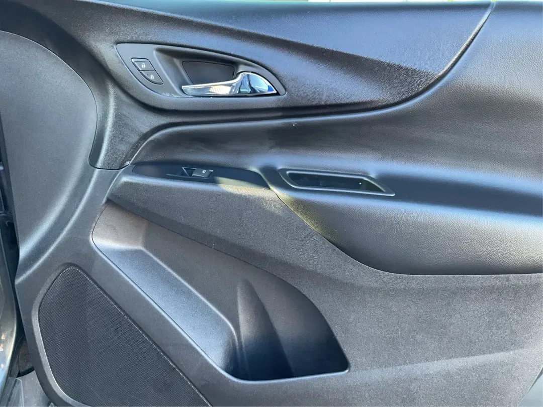 2019 Chevrolet Equinox LT (3GNAXKEV7KS) with an 1.5L I-4 gasoline direct injection engine, 6A transmission, located at 8750 N County Rd 25A, Piqua, OH, 45356, (937) 908-9800, 40.164391, -84.232513 - **Adventure Awaits with the 2019 Chevrolet Equinox LT at Advantage Car and Credit Piqua, OH!**<br /> <br /> Are you ready to elevate your daily commute or embark on exciting weekend adventures? Look no further than this stunning 2019 Chevrolet Equinox LT, available at Advantage Car and Credit in Pi - Photo#20