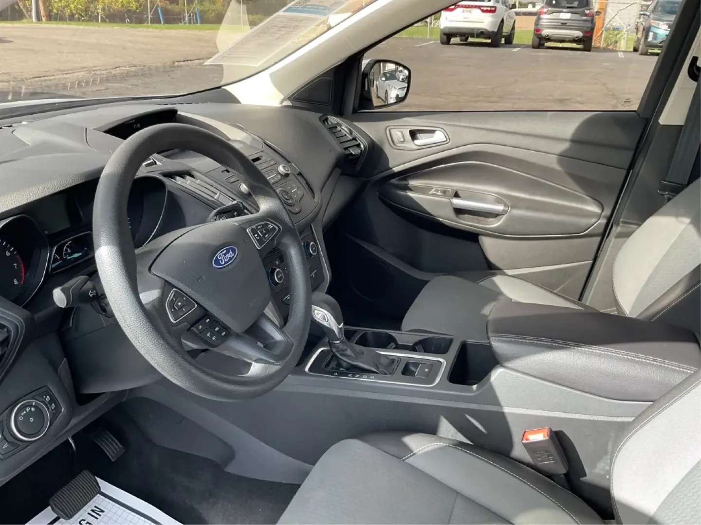 2018 Ford Escape SE (1FMCU0GD0JU) with an Other engine, located at 4508 South Dixie Dr, Moraine, OH, 45439, (937) 908-9800, 39.689976, -84.218452 - **Adventure Awaits: Your Perfect 2018 Ford Escape SE at Advantage Car and Credit Moraine**<br /> <br /> Are you ready to elevate your daily commute and weekend adventures? Discover a lifestyle of convenience and comfort with the 2018 Ford Escape SE available now at Advantage Car and Credit Moraine - Photo#9